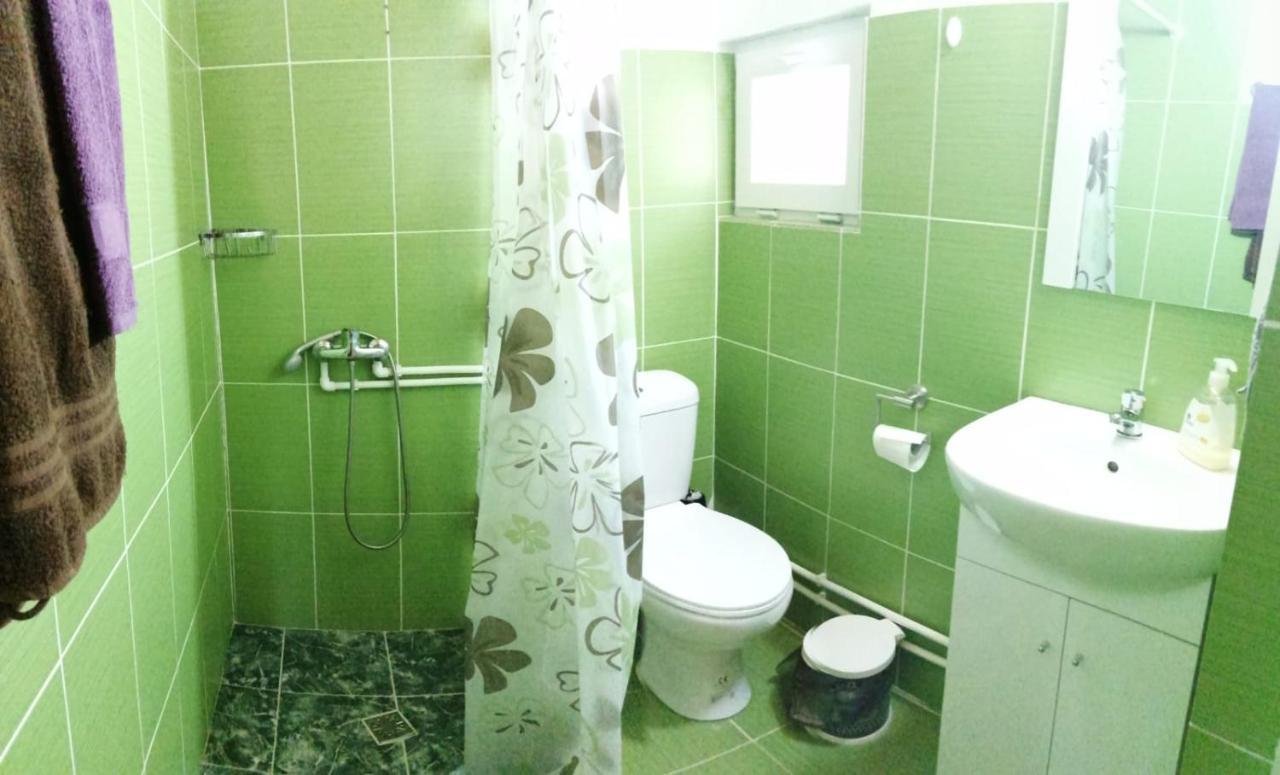Telteu Florian Hotel Dubova Luaran gambar