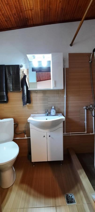 Telteu Florian Hotel Dubova Luaran gambar